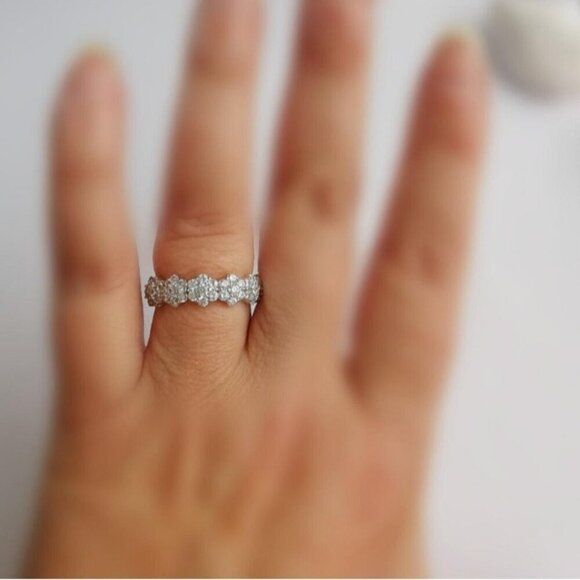 Forget me Not eternity band CZ in Sterling Silver 🆕 - Picture 6 of 7